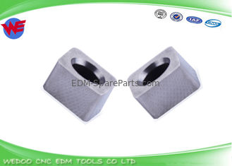 IEC80A715 Makino EDM Parçaları Üst Ve Alt EDM Karbür Kare Shape N001