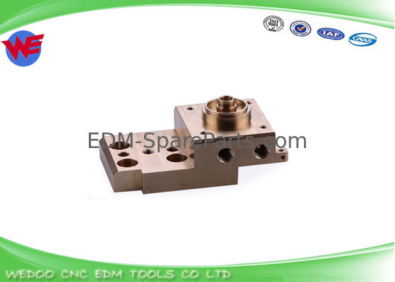 M605 X182B684H01 Pirinç Malzeme Tel Erozyon Yüksek Hassasiyetli Mitsubishi DWC-RA