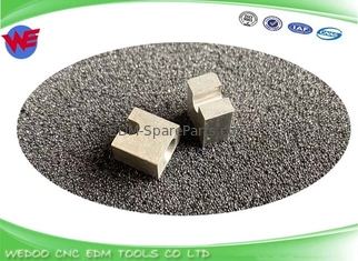 A290-8120-Z782 ELEKTROD TUTUKLARI FANUK EDM yedek parçaları 10*10*6mm