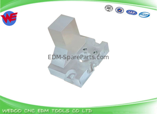 A290-8119-Z783 Fanuc EDM Akrilik Silindir Üssü Silindir Üssü 42*43*29.6MM
