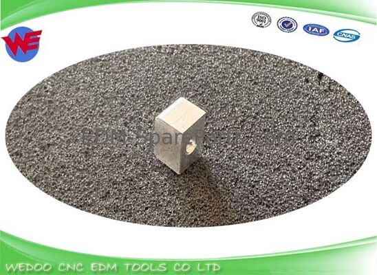 A290-8102-X657 EDM Fanuc'e göre kesme elektrotu 6*6*10mm