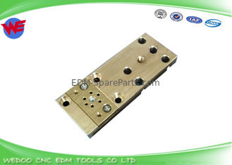 DCH9400 EDM Parçalar X055C630G54 Alt Ölçüm Sahibi Mitsubishi DBG4900 X262D527H01