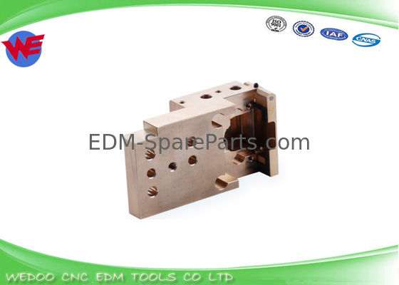 M605 X182B684H01 Pirinç Malzeme Tel Erozyon Yüksek Hassasiyetli Mitsubishi DWC-RA