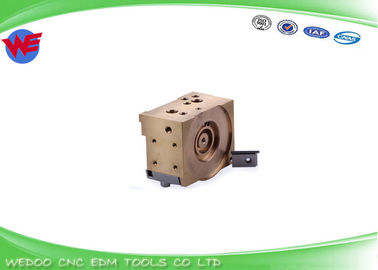 DQ74700 DCC0700 X187B580H01 X192B442H02 Kalıp Kılavuz Blok Tutucu FA Mitsubishi için