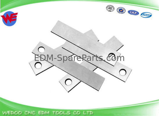 DA77900 X054D943H01 Mitsubishi EDM Parçaları Kalıp Kılavuz Tutucu İçin Kapı Yayı düz