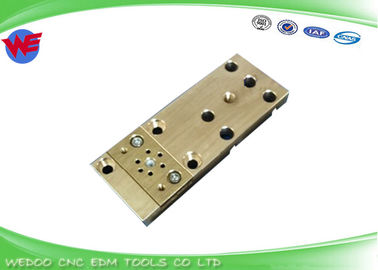 DCH9400 EDM Parçalar X055C630G54 Alt Ölçüm Sahibi Mitsubishi DBG4900 X262D527H01