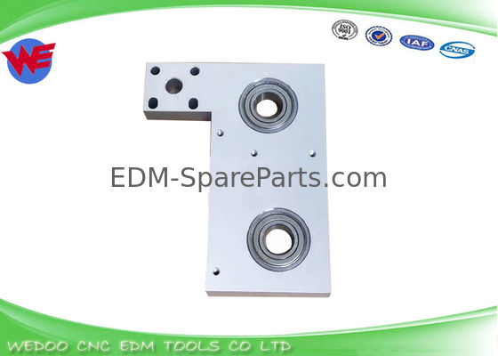 SS Malzeme DWC Fanuc Tel Erozyon Aşınma Parçaları A290-8119-X384 Rulman Plakası 135*108MM