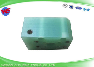 İzolatör plaka rehber tabanı F323 A290-8120-X764 Fanuc EDM yedek parçaları 56*40*26T