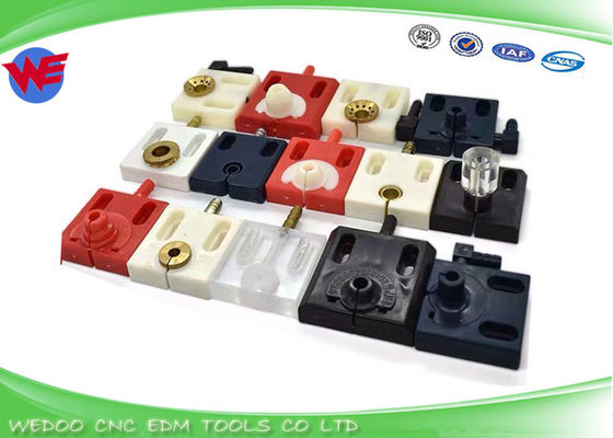 Tekrar kullanılabilir nozzle siyah şeffaf 50*50mm 55*55mm 60*60mm EDM makine parçaları