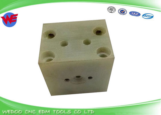 A290-8101-X509 Yukarı yalıtım levhası Fanuc EDM Parçaları A-C Serisi 40*40*34 GUIDE BASE